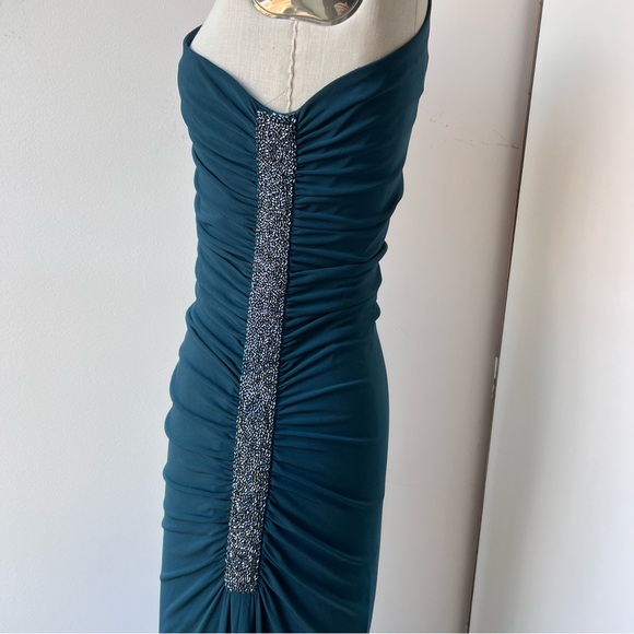 Laundry by Shelli Segal Teal gown w/ beading - Picture 3 of 15